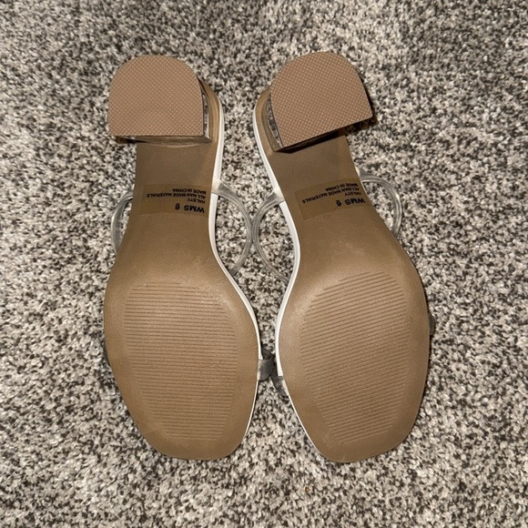 DV by Dolce Vita Halsty Block Heel Mule Sandals New - Picture 3 of 3